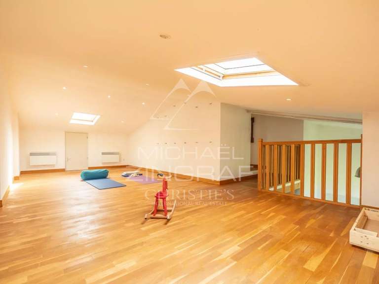 House Arles - 5 bedrooms - 207m²