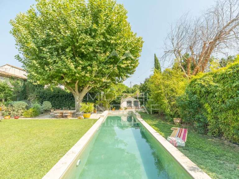 House Arles - 5 bedrooms - 207m²