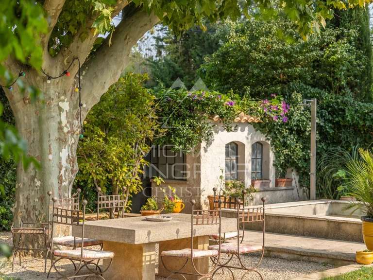 House Arles - 5 bedrooms - 207m²