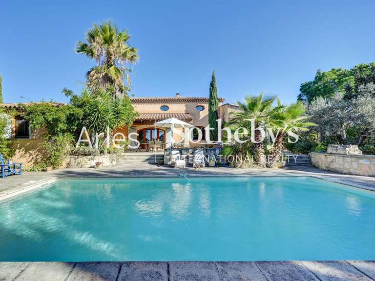 House Arles - 4 bedrooms - 196m²