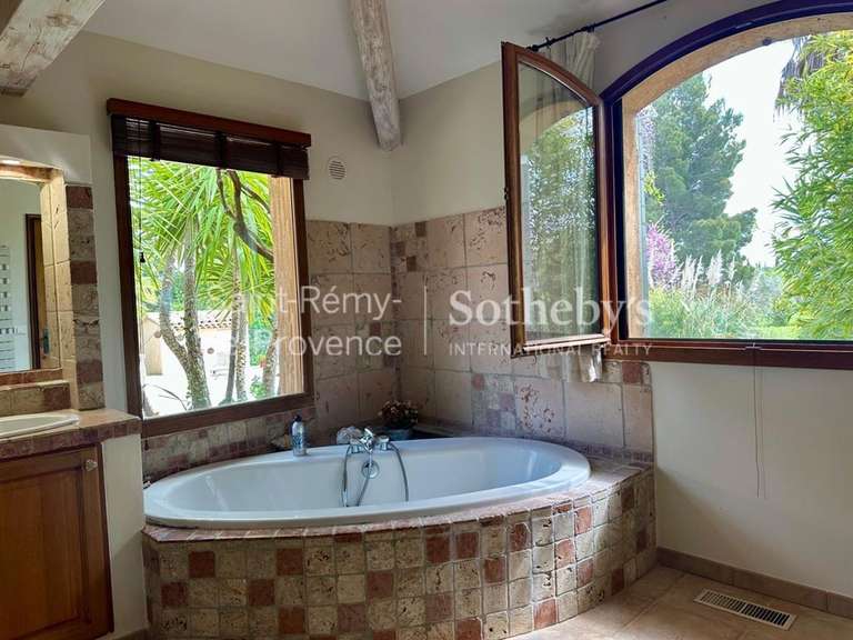 Maison Arles - 4 chambres - 196m²