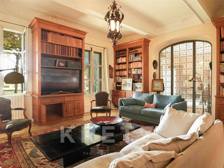 House Arles - 6 bedrooms - 870m²