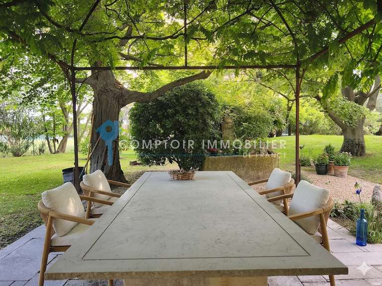 Maison Arles - 4 chambres - 207m²