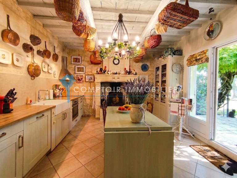 Maison Arles - 4 chambres - 207m²