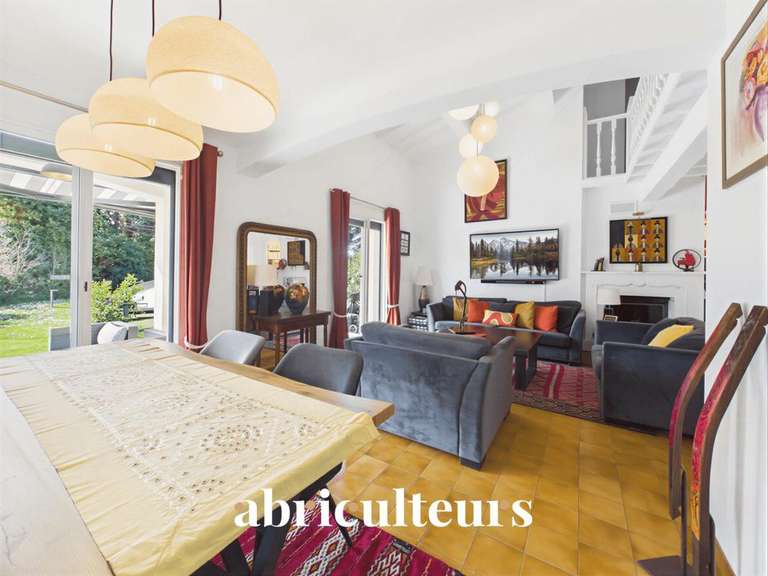 Maison Arles - 4 chambres - 135m²