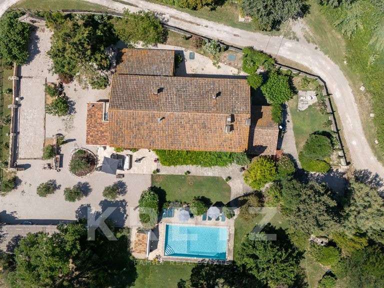House Arles