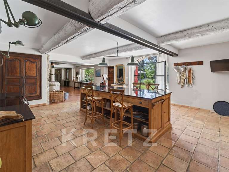 Maison Arles - 8 chambres - 420m²