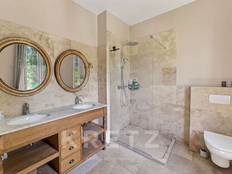 Maison Arles - 8 chambres - 420m²
