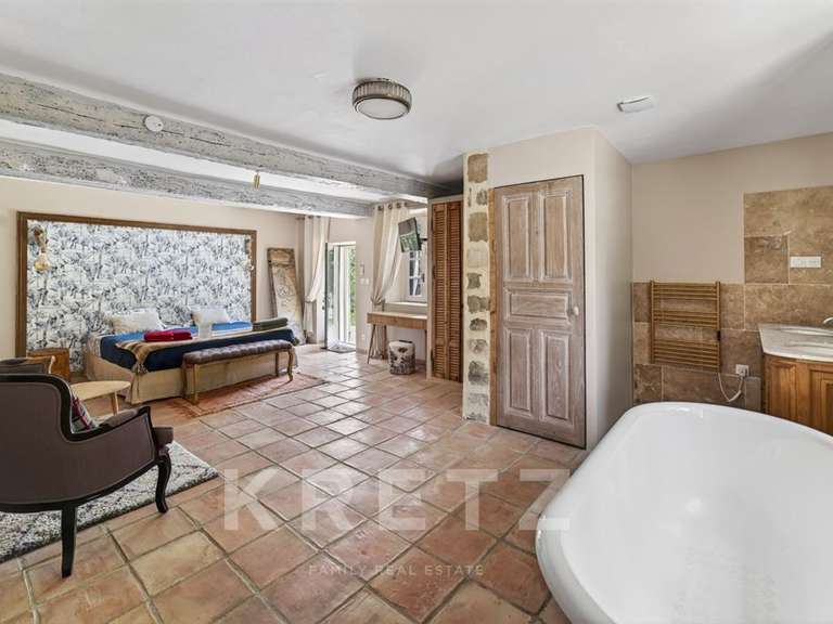 House Arles - 420m²
