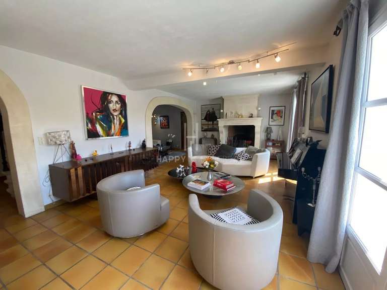 Maison Arles - 4 chambres - 223m²