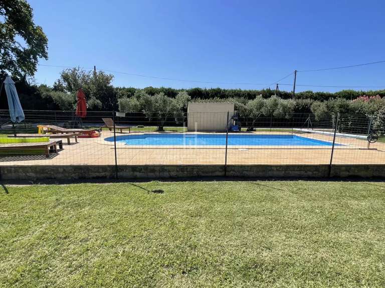 Maison Arles - 4 chambres - 450m²