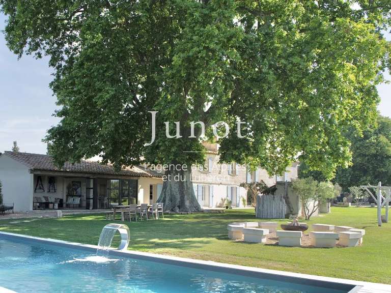 Maison Arles - 6 chambres - 300m²