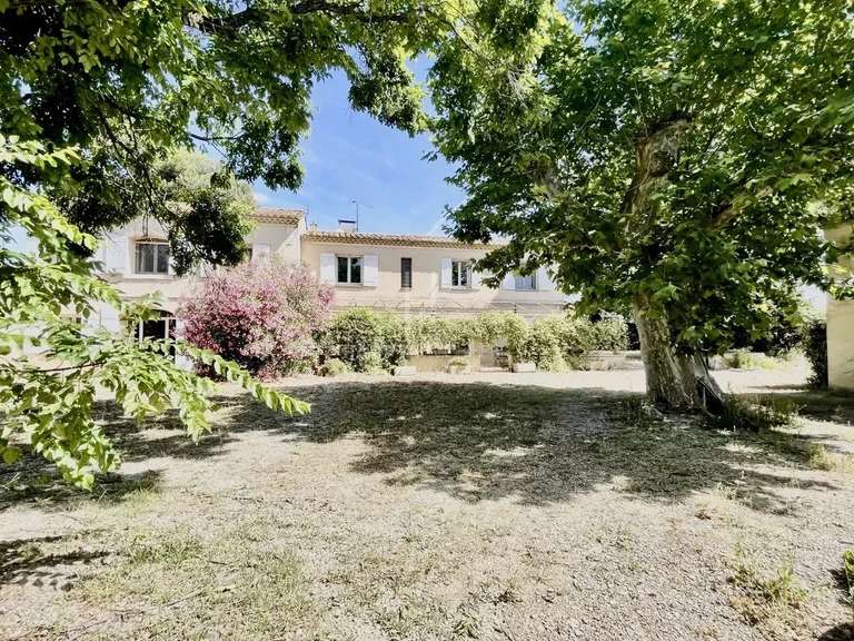Maison Arles - 6 chambres - 335m²