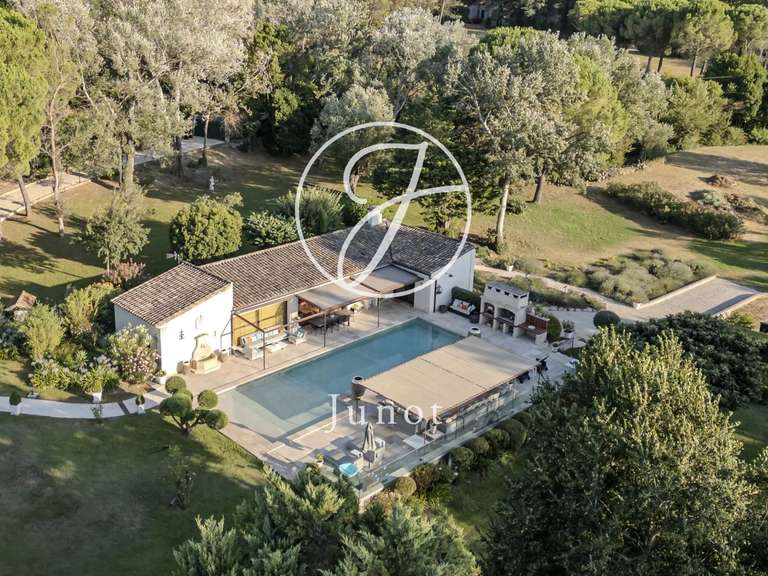 Maison Arles - 9 chambres - 740m²