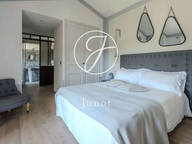 Maison Arles - 9 chambres - 740m²