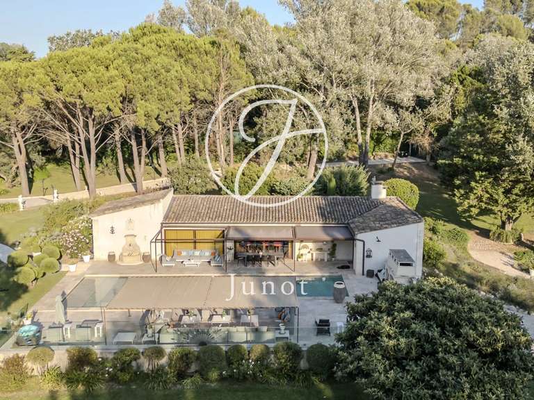 Maison Arles - 9 chambres - 740m²
