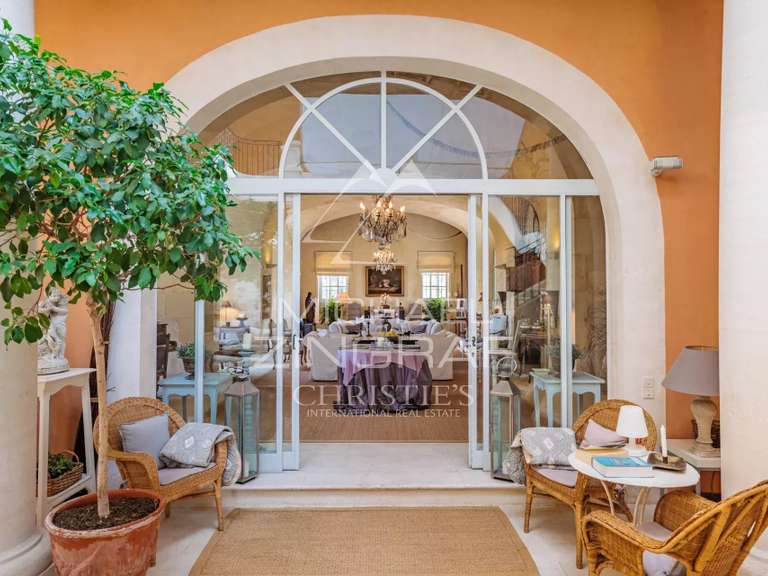 Propriété Arles - 13 chambres - 920m²