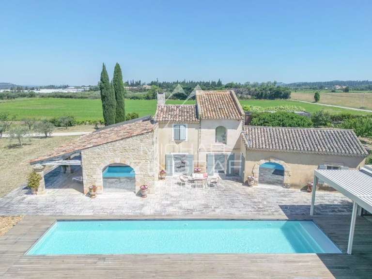 Propriété Arles - 6 chambres - 323m²