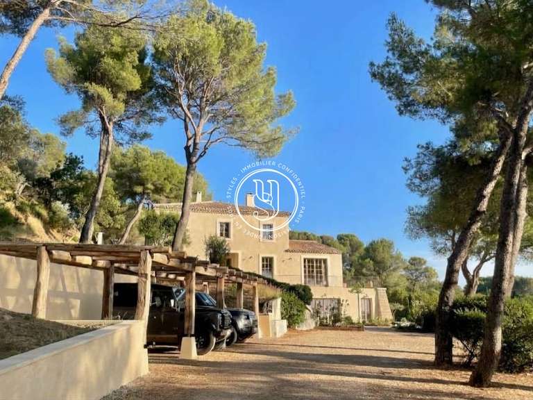 Villa Arles - 6 chambres - 490m²