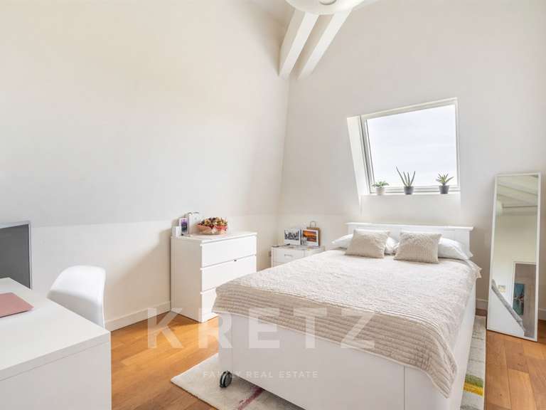 Appartement Arnas - 5 chambres - 172m²