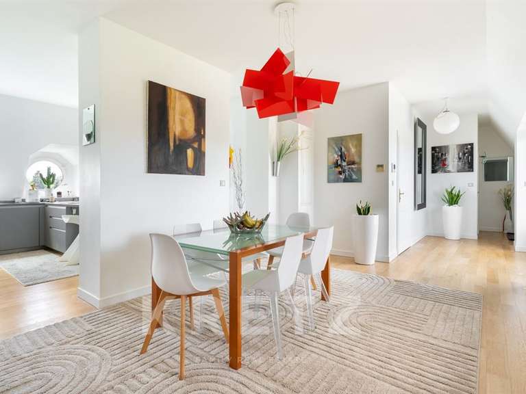 Appartement Arnas - 5 chambres - 172m²