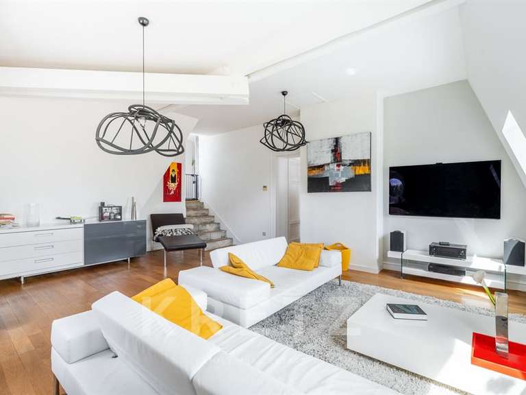 Appartement Arnas - 5 chambres - 172m²