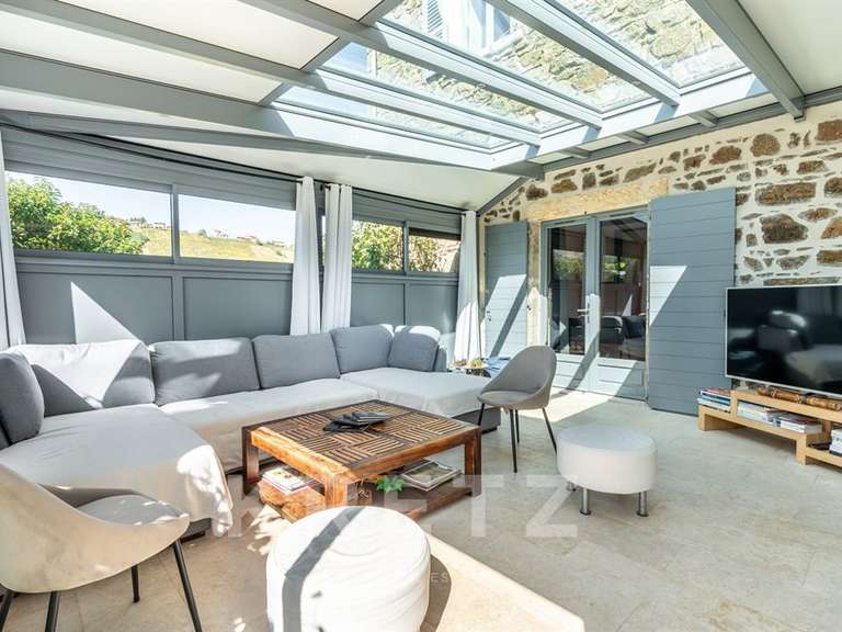 House Arnas - 9 bedrooms - 580m²