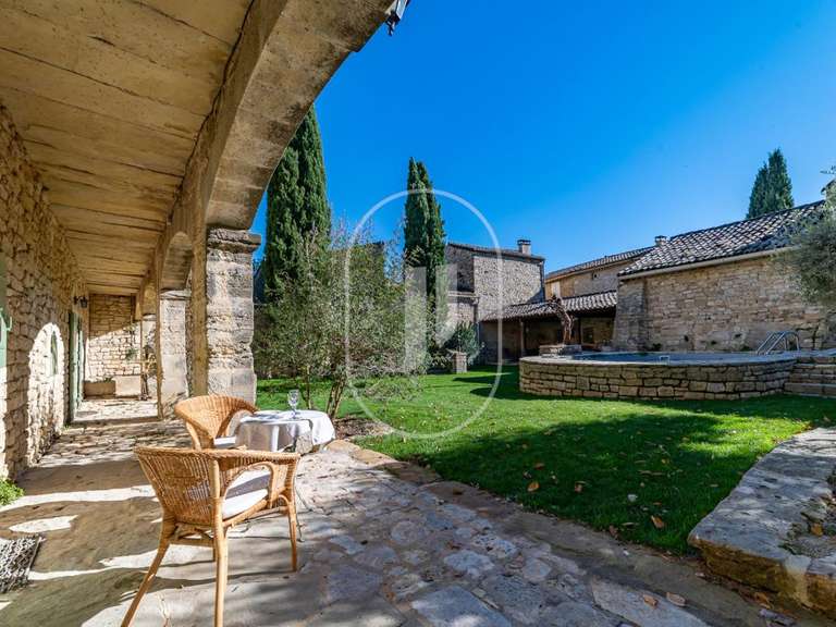 Maison Arpaillargues-et-Aureillac - 6 chambres - 443m²