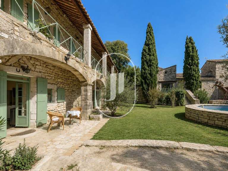 Maison Arpaillargues-et-Aureillac - 6 chambres - 443m²