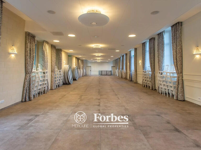 Château Arras - 18 chambres - 900m²