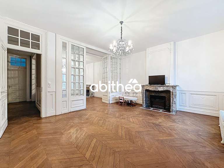 Maison Arras - 6 chambres - 280m²