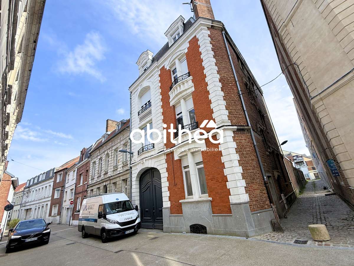 House Arras