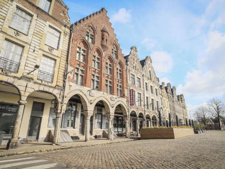 House Arras - 7 bedrooms - 262m²