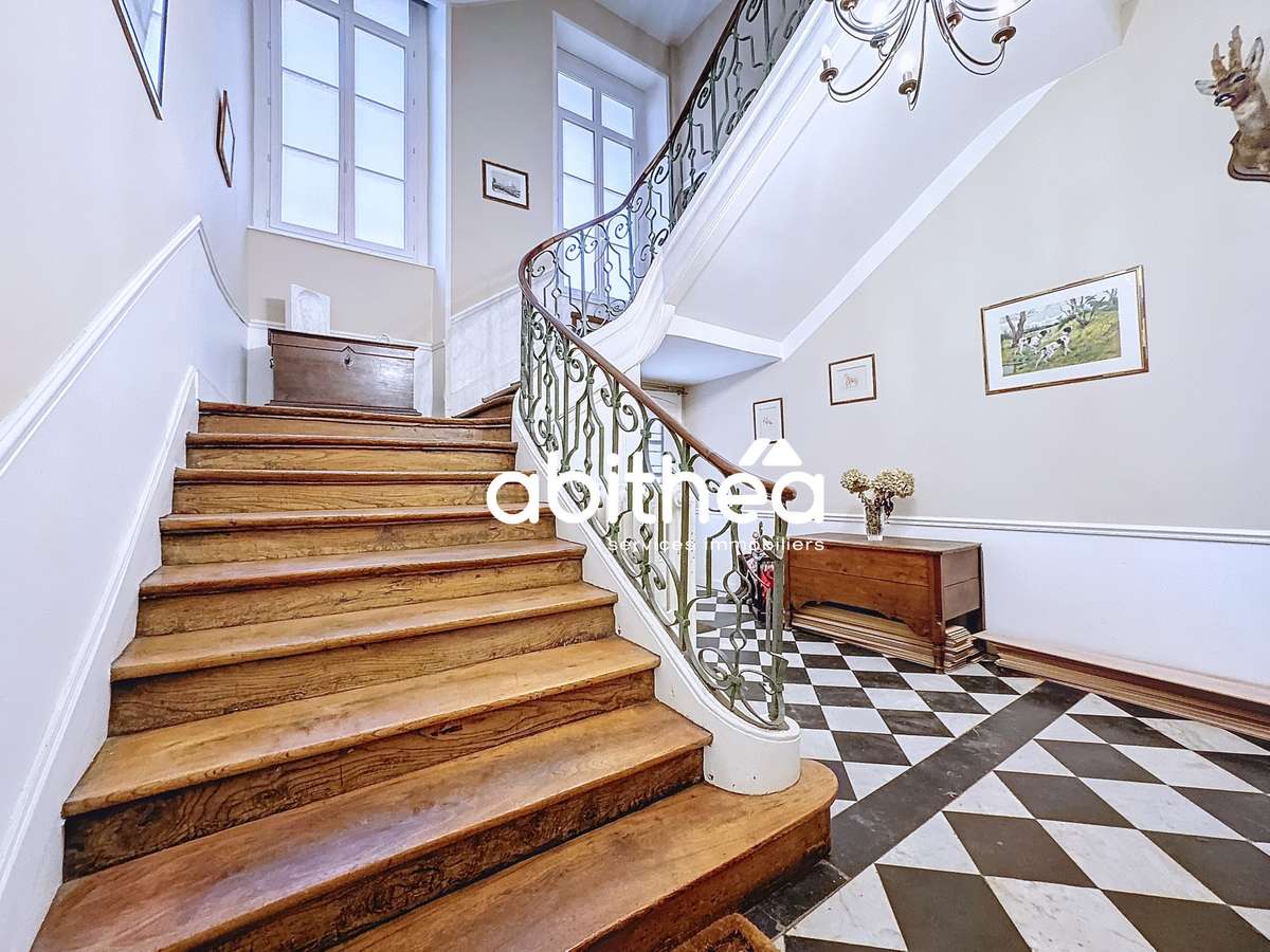 House Arras