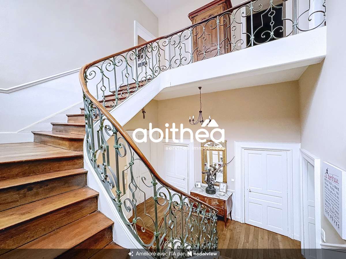 House Arras