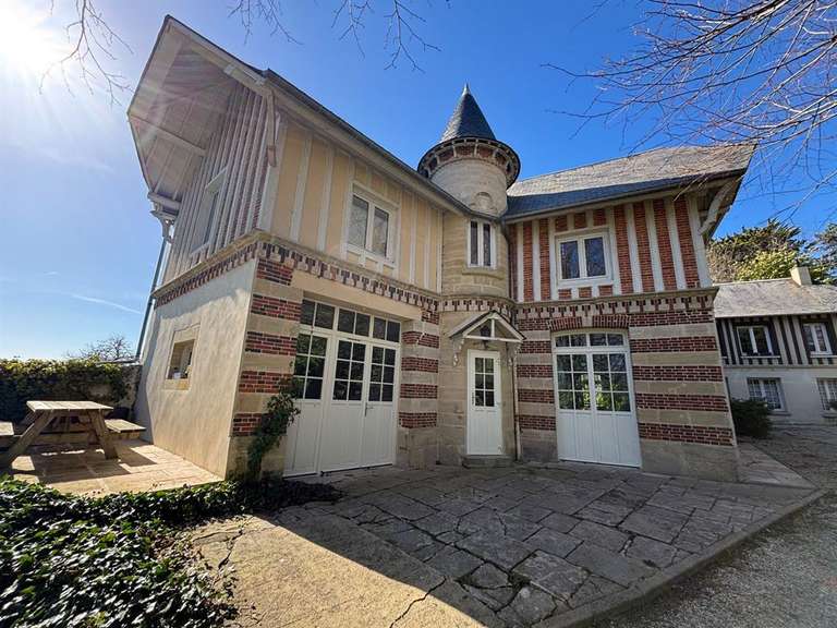 Maison Arromanches-les-Bains - 3 chambres - 241m²