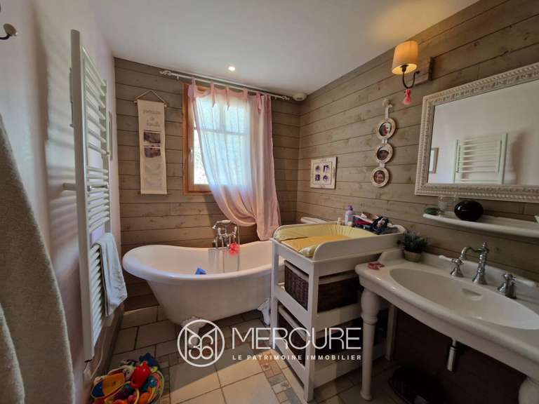 Maison Arsac - 7 chambres - 247m²