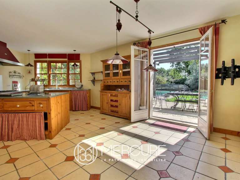 Maison Arsac - 7 chambres - 247m²