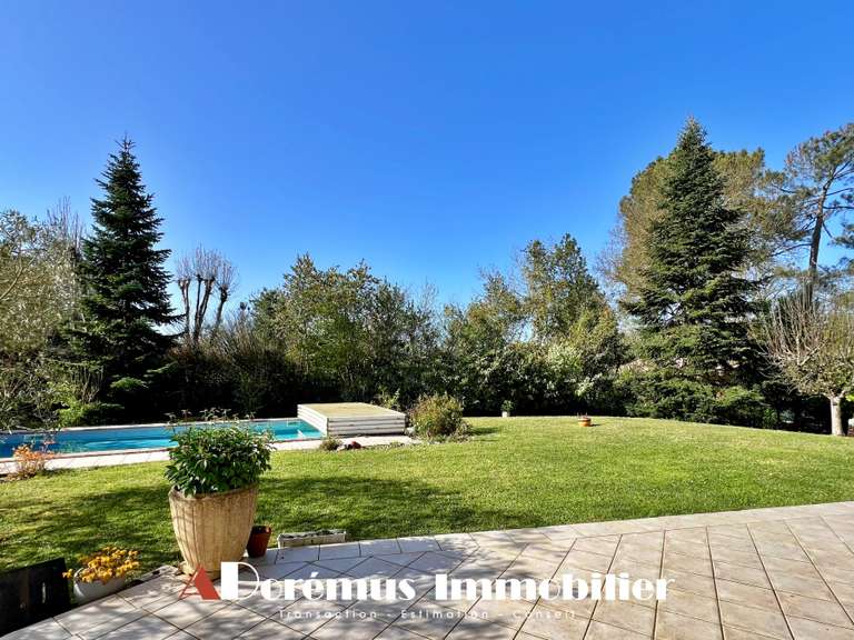 Maison Artigues-près-Bordeaux - 5 chambres - 203m²