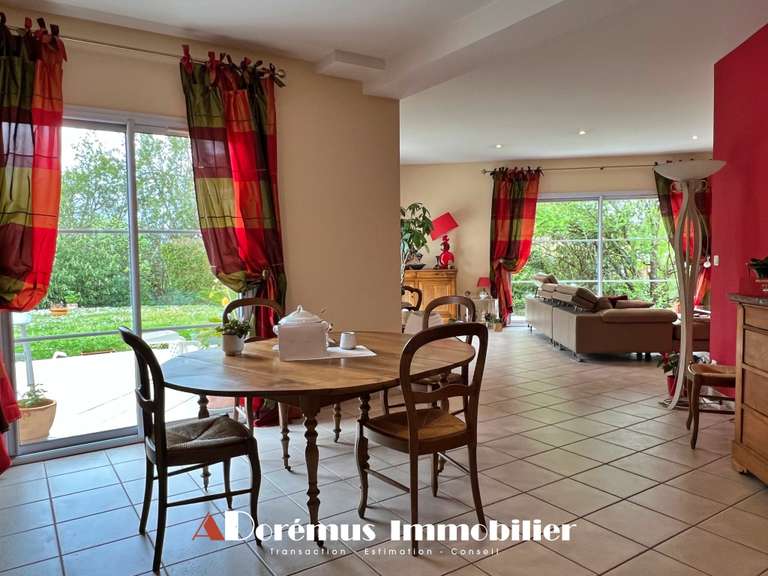 Maison Artigues-près-Bordeaux - 5 chambres - 203m²