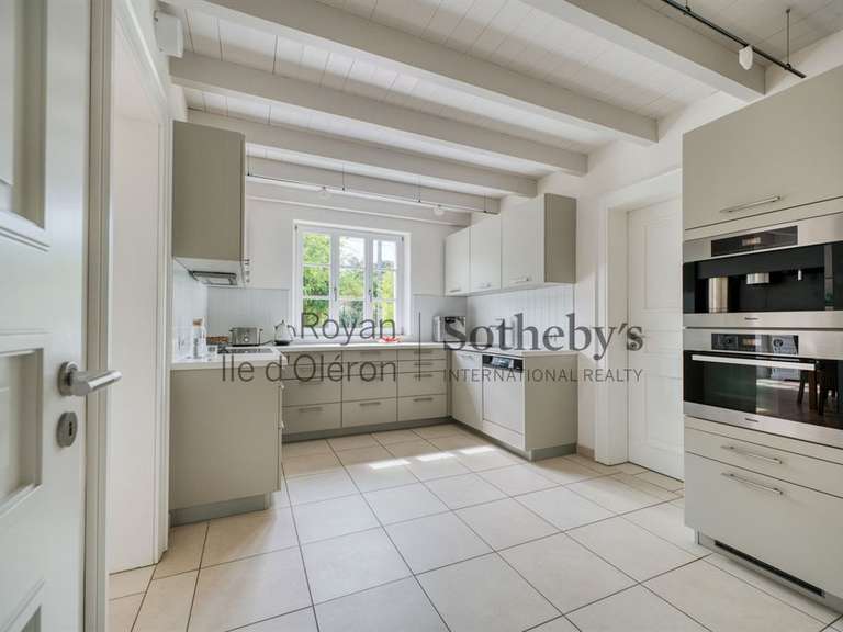 Maison Arvert - 4 chambres - 217m²