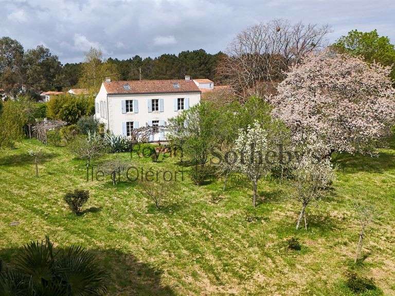 Maison Arvert - 4 chambres - 217m²