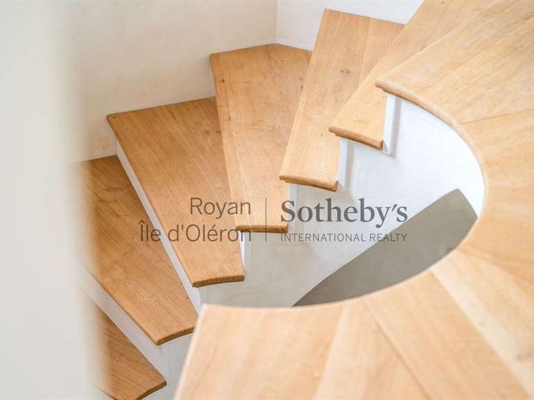 House Arvert - 4 bedrooms - 217m²