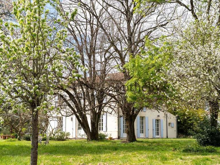 House Arvert - 4 bedrooms - 217m²