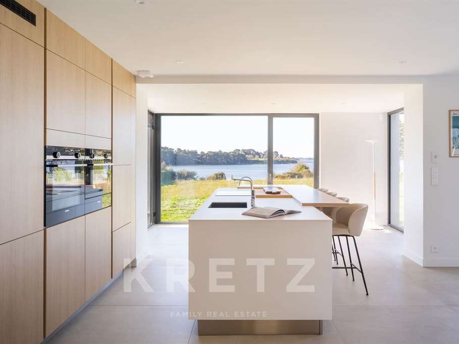 House Arzon