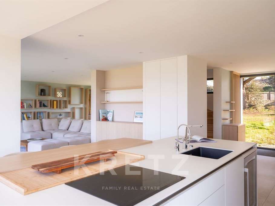 House Arzon