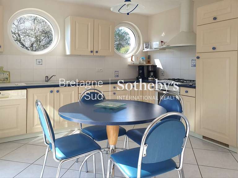 House Arzon - 4 bedrooms - 150m²