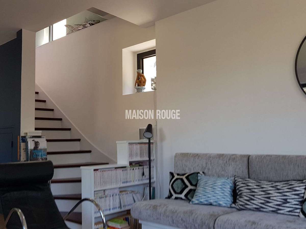 House Arzon