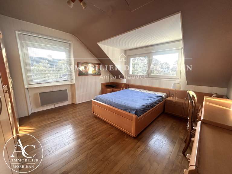 House Arzon - 5 bedrooms - 184m²