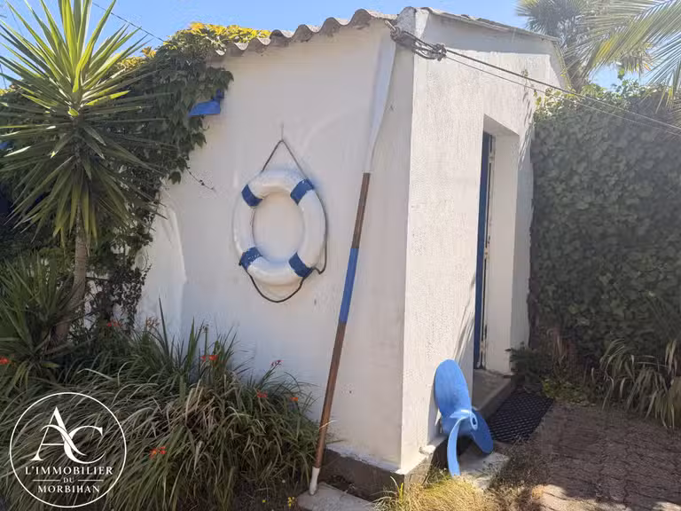 House Arzon - 5 bedrooms - 184m²